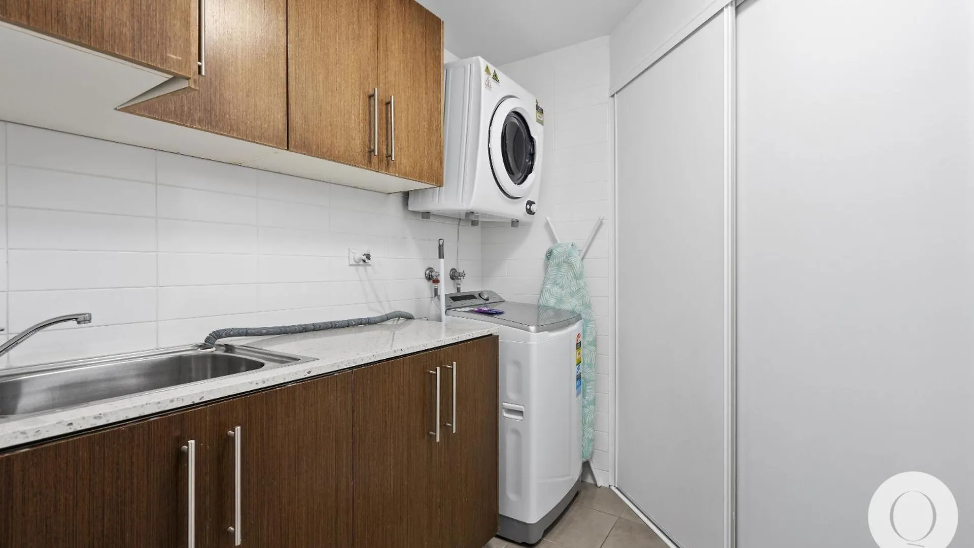 Wings Penthouses - Qstay Gold Coast Apartment