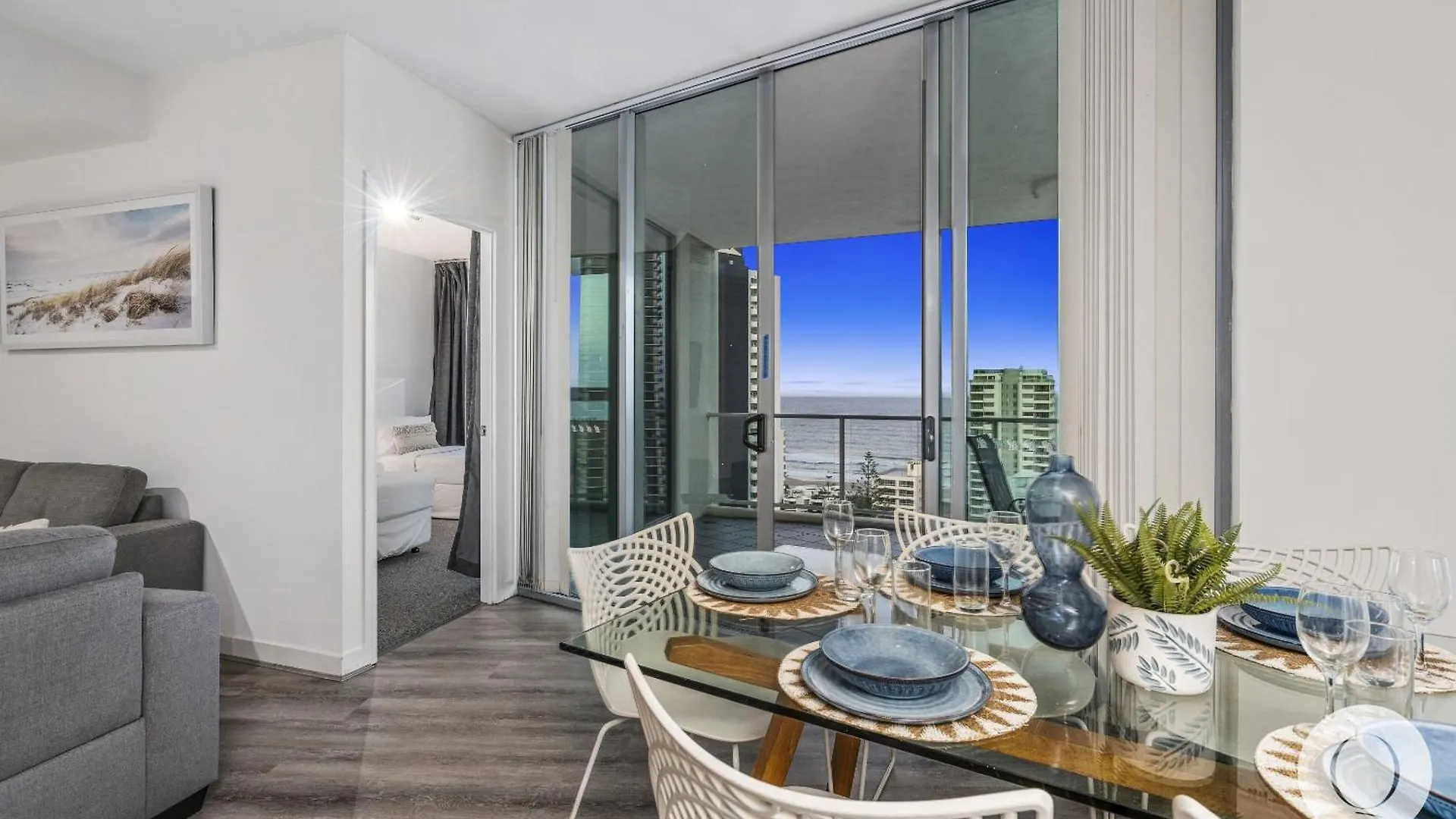 Apartment Wings Penthouses - Qstay Gold Coast