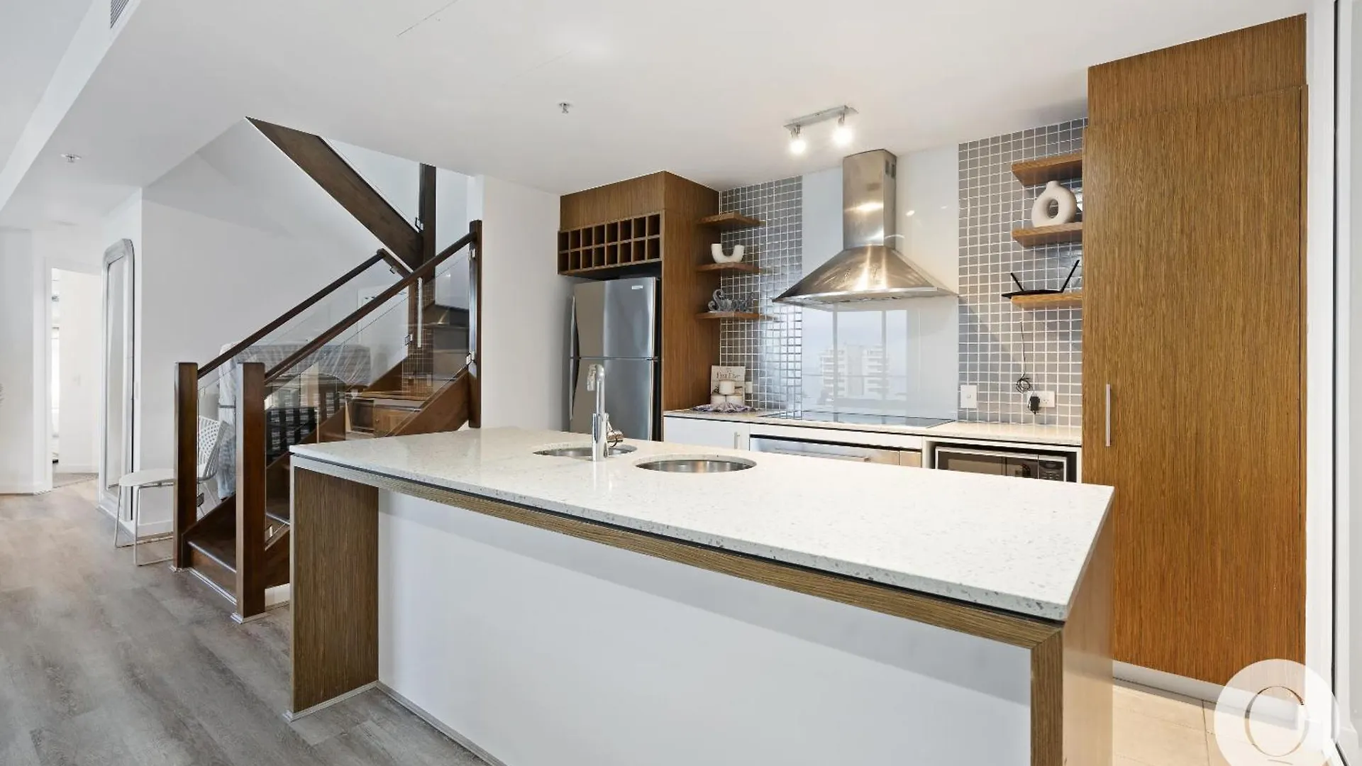 Apartment Wings Penthouses - Qstay Gold Coast
